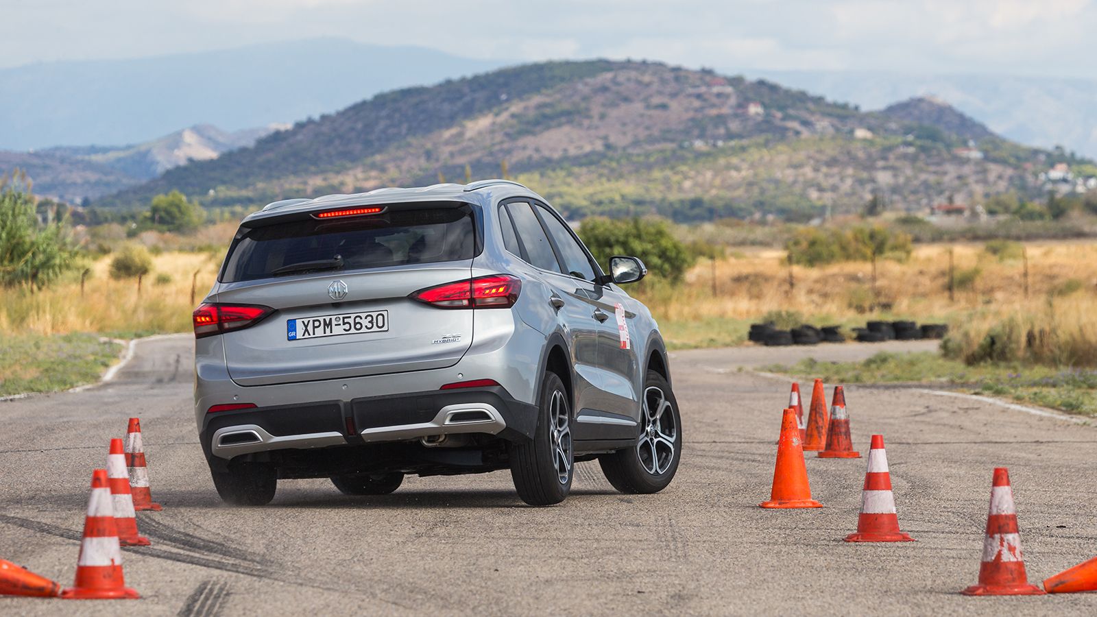 Αποτελεσματικό υπό πίεση το MG ZS Hybrid. Πέρασε με 76 χλμ./ώρα.