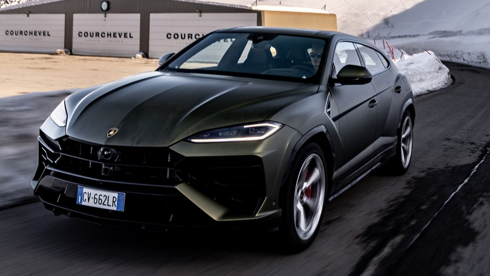 Plug-in υβριδική και στην επόμενη γενιά της η Lamborghini Urus Plug-in υβριδική και στην επόμενη γενιά της η Lamborghini Urus