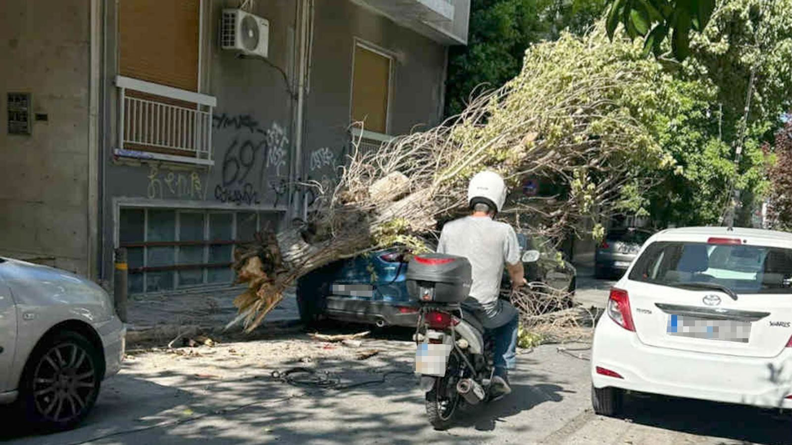 Νέα εικόνα δείχνει τι προκάλεσε την ζημιά στο «διάσημο» Mazda CX-3 