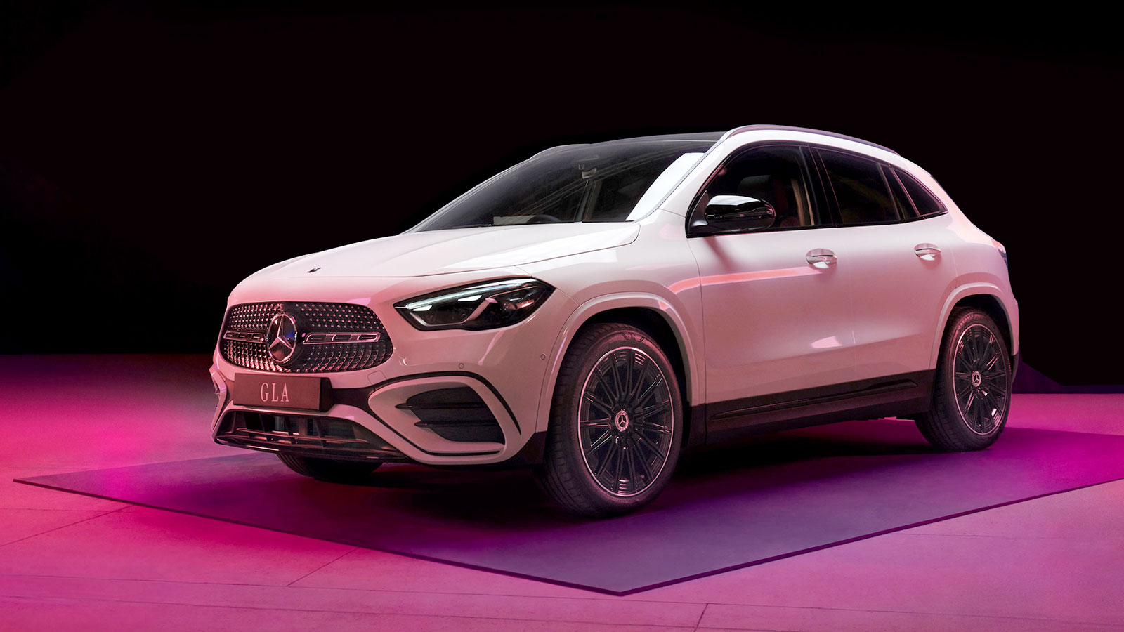 Νέα έκδοση Iconic για τα Mercedes SUV με όφελος τιμής 6.000 ευρώ Νέα έκδοση Iconic για τα Mercedes SUV με όφελος τιμής 6.000 ευρώ