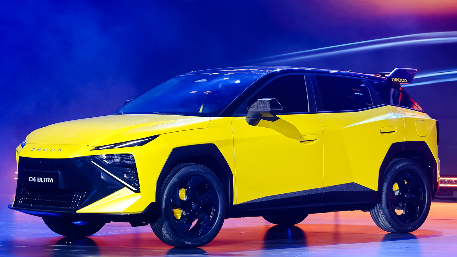 To Omoda 4 Ultra εξελίσσει ακόμα περισσότερο την Cyber Mecha εμπνευσμένη από video games σχεδίαση της συμβατικής έκδοσης. To Omoda 4 Ultra εξελίσσει ακόμα περισσότερο την Cyber Mecha εμπνευσμένη από video games σχεδίαση της συμβατικής έκδοσης.