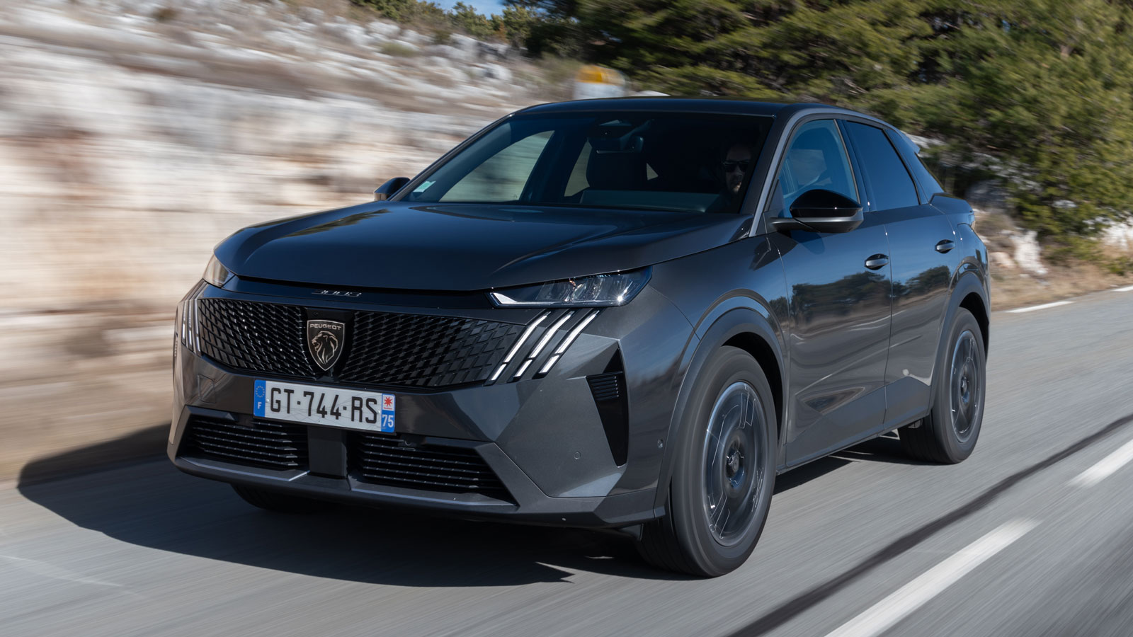 Οι τιμές του νέου Peugeot e-3008 Dual Motor στην Ελλάδα Οι τιμές του νέου Peugeot e-3008 Dual Motor στην Ελλάδα