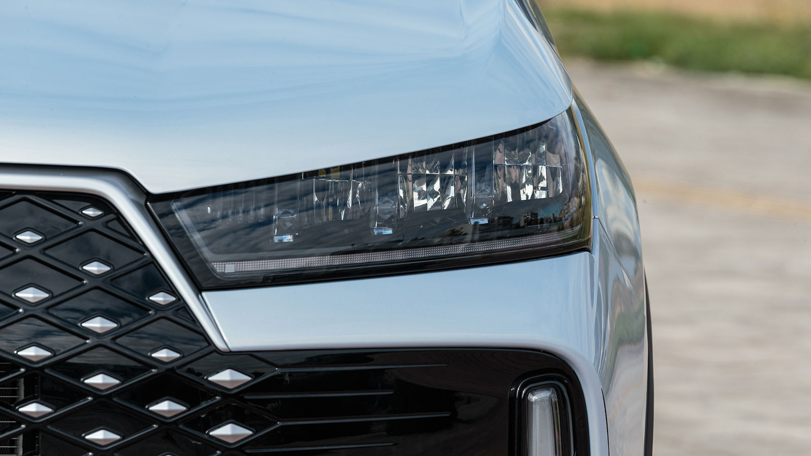 Tα πιο κλασσικά φώτα δίνουν ένα πιο ώριμο αποτέλεσμα.