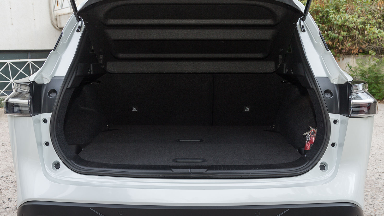 Η χωρητικότητα του πορτ-μπαγκάζ φτάνει τα καλά 504 λτ..