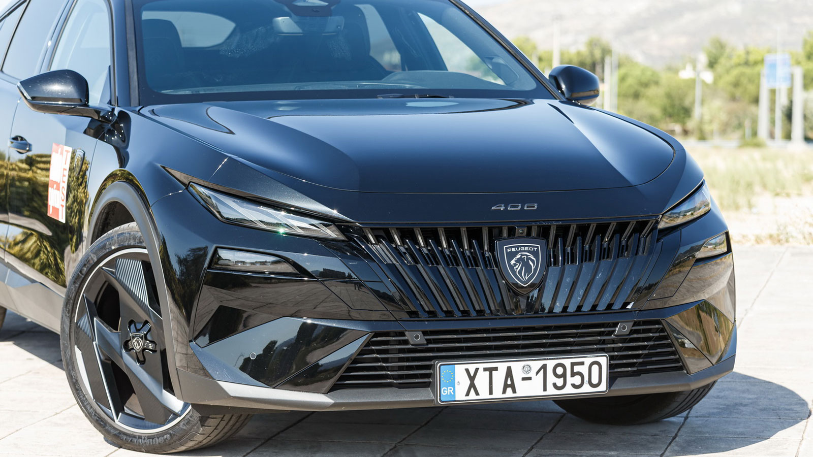 Peugeot 408 PHEV 240: Εμφάνιση - Τιμή