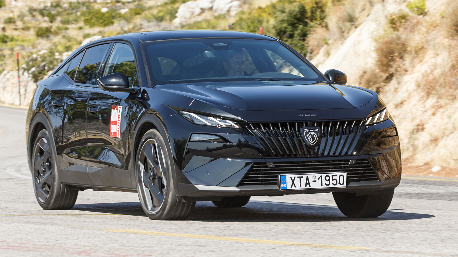 Δοκιμή Peugeot 408 Plug-in 240 PS 