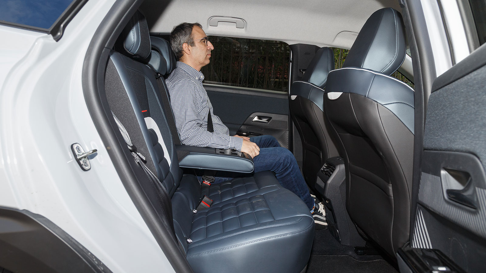 Οι χώροι είναι ένα από τα δυνατά σημεία του Citroen C5 Aircross και στην μεσαία κατηγορία που εισέρχεται τώρα βάσει διαστάσεων.