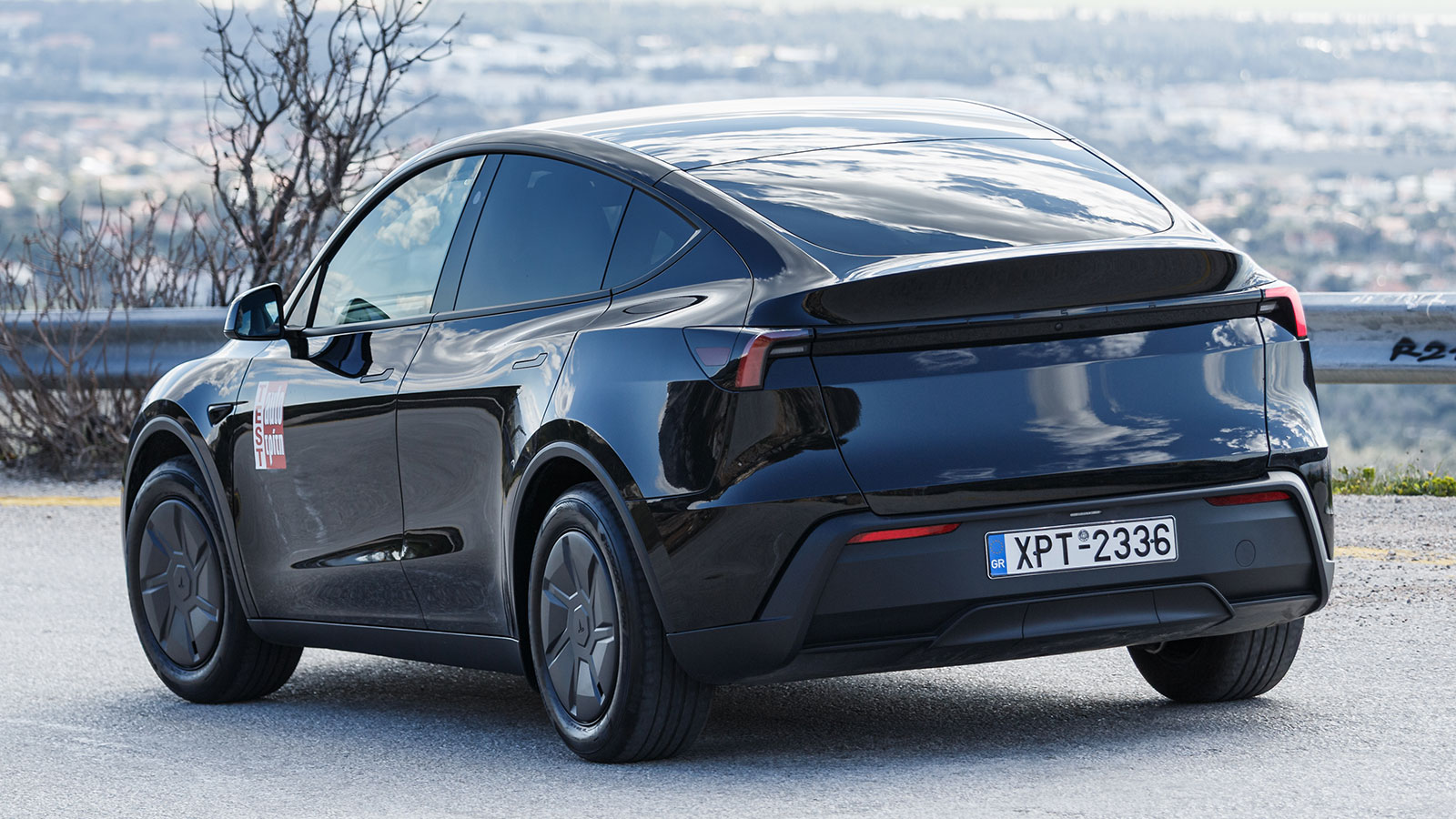 Δοκιμή Tesla Model Y RWD 299 PS 64 kWh | autotriti.gr