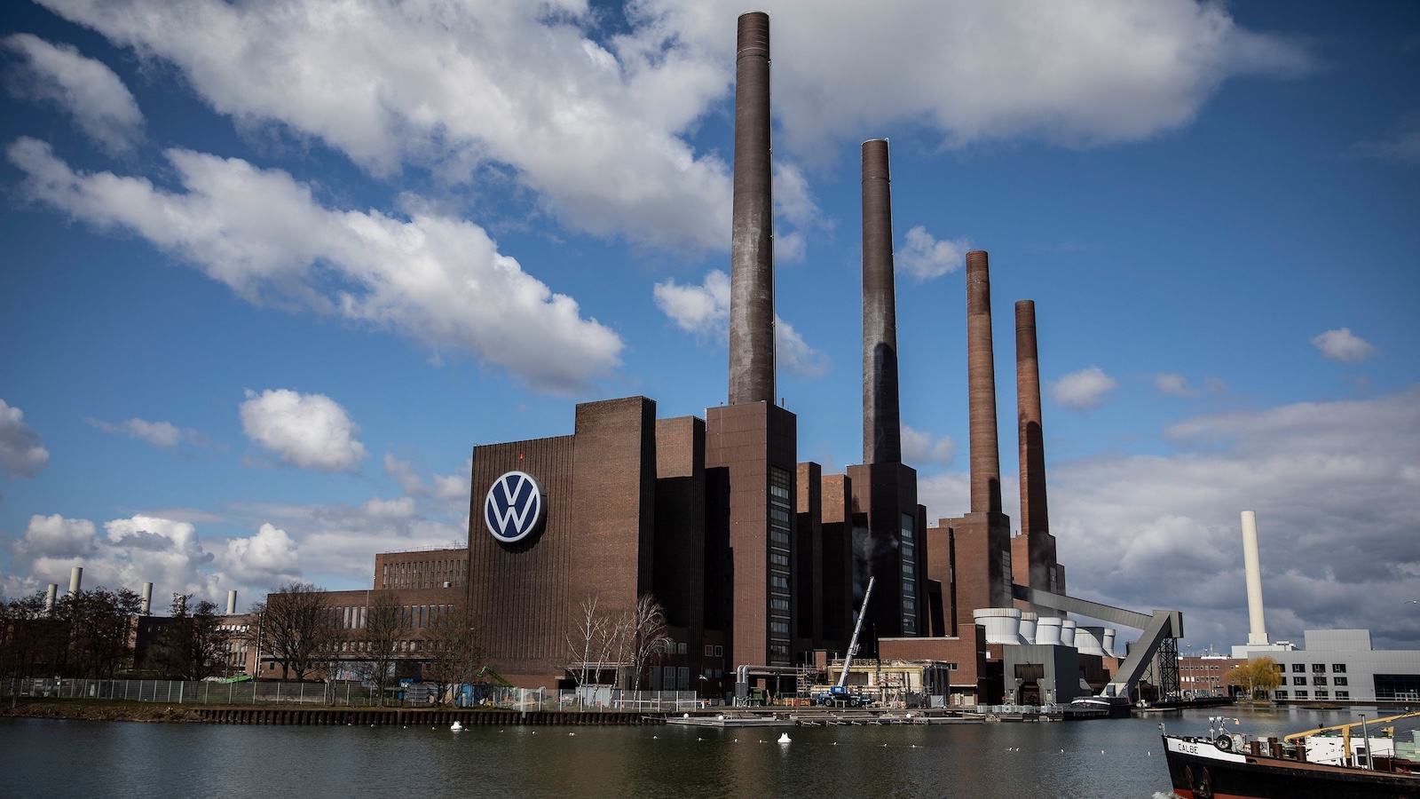 Μισό δισ. ευρώ για το 1% της Volkswagen: Πώς προκύπτει η αξία της; 
