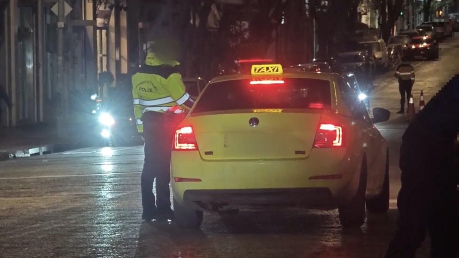 Αλκοτέστ στο Παγκράτι: Η Τροχαία μπαίνει πλέον στις γειτονιές 
