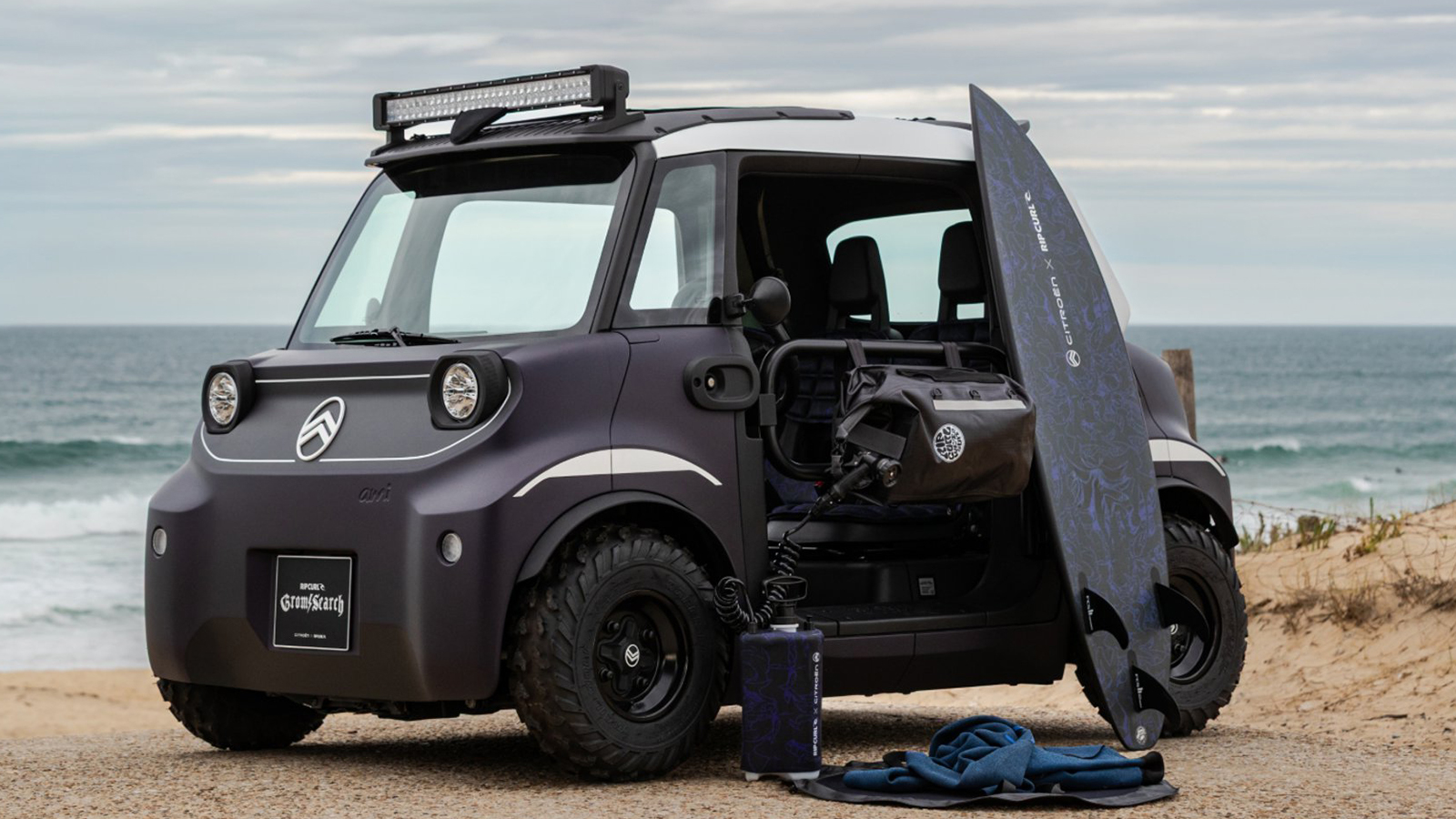 Το νέο Citroen Ami Buggy Rip Curl... λατρεύει το σερφ! 