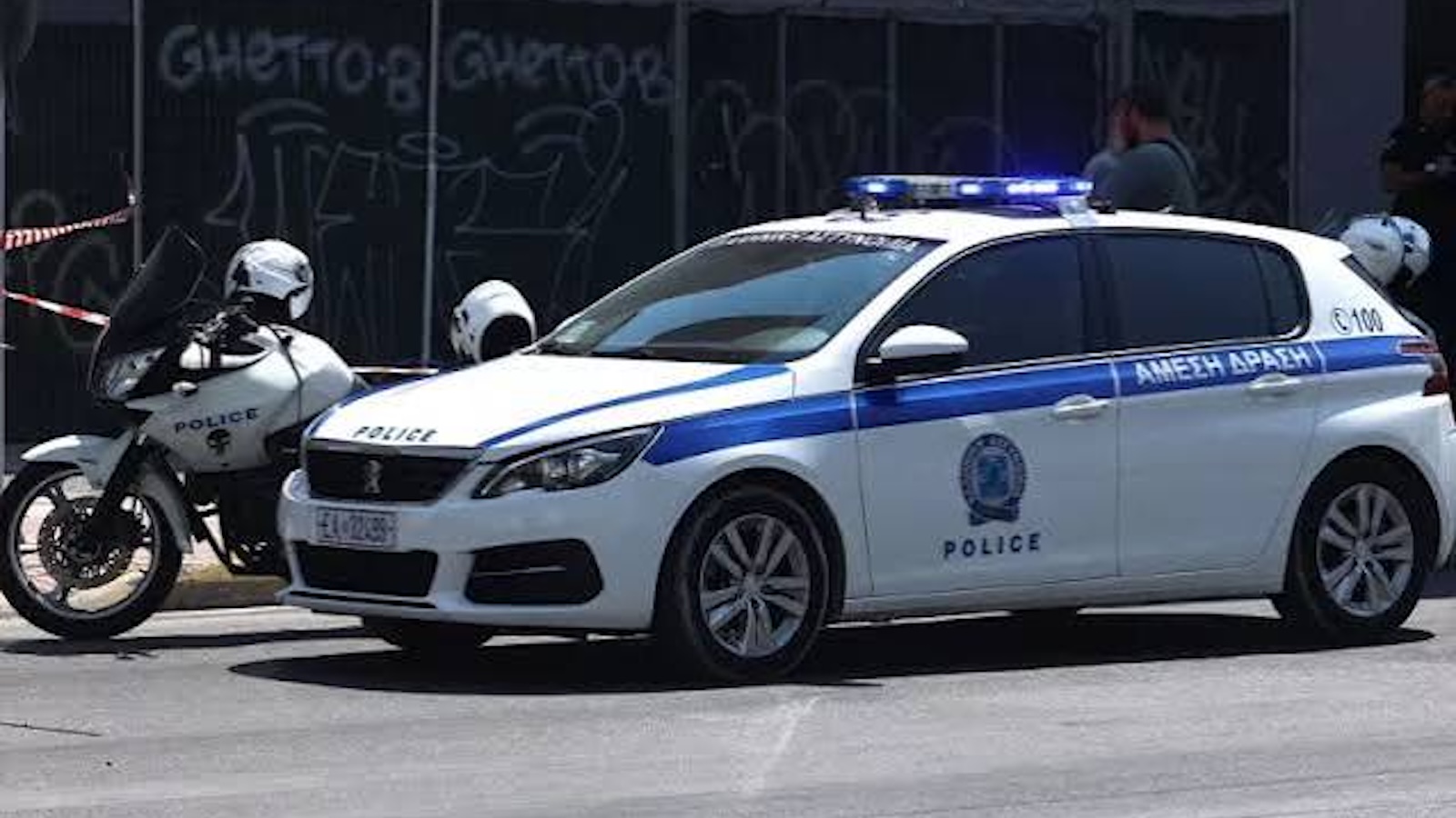 Χολαργός: Προκάλεσε καραμπόλα στη Μεσογείων και προσπάθησε να διαφύγει με λεωφορ Χολαργός: Προκάλεσε καραμπόλα στη Μεσογείων και προσπάθησε να διαφύγει με λεωφορ