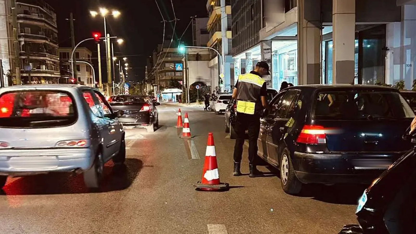 Αττική: 9 συλλήψεις μεθυσμένων οδηγών, Πήρε 1.169 διπλώματα η Τροχαία! 