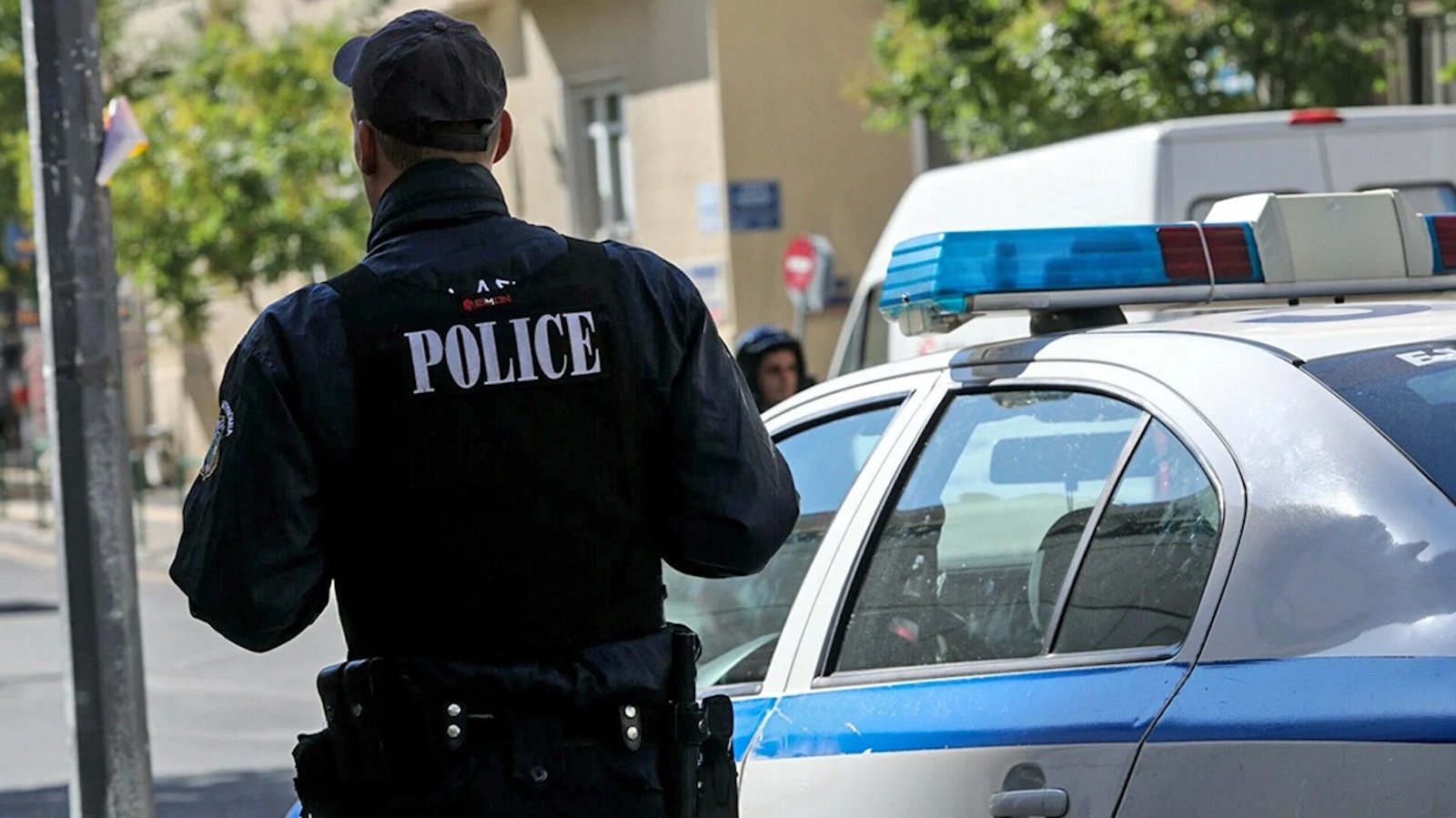 Κάτω Αχαΐα: 12χρονος έκανε βόλτες με το αυτοκίνητο της μητέρας του 
