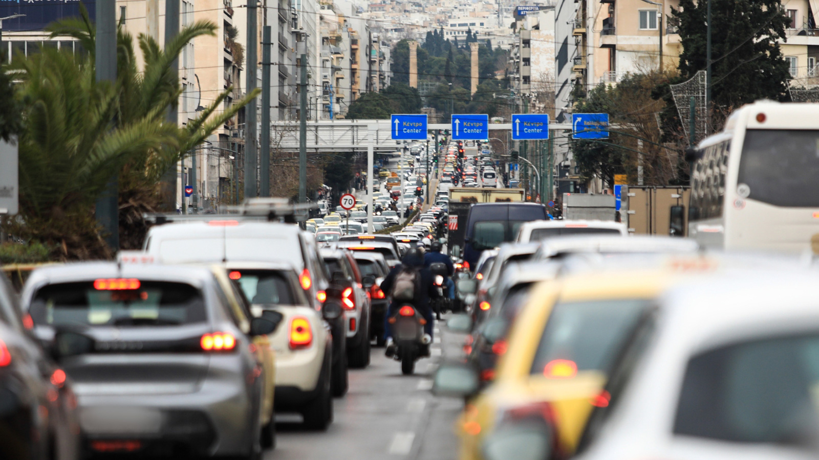 Αυτοί είναι οι 8 πιο επικίνδυνοι δρόμοι να οδηγείς στην Αθήνα Αυτοί είναι οι 8 πιο επικίνδυνοι δρόμοι να οδηγείς στην Αθήνα