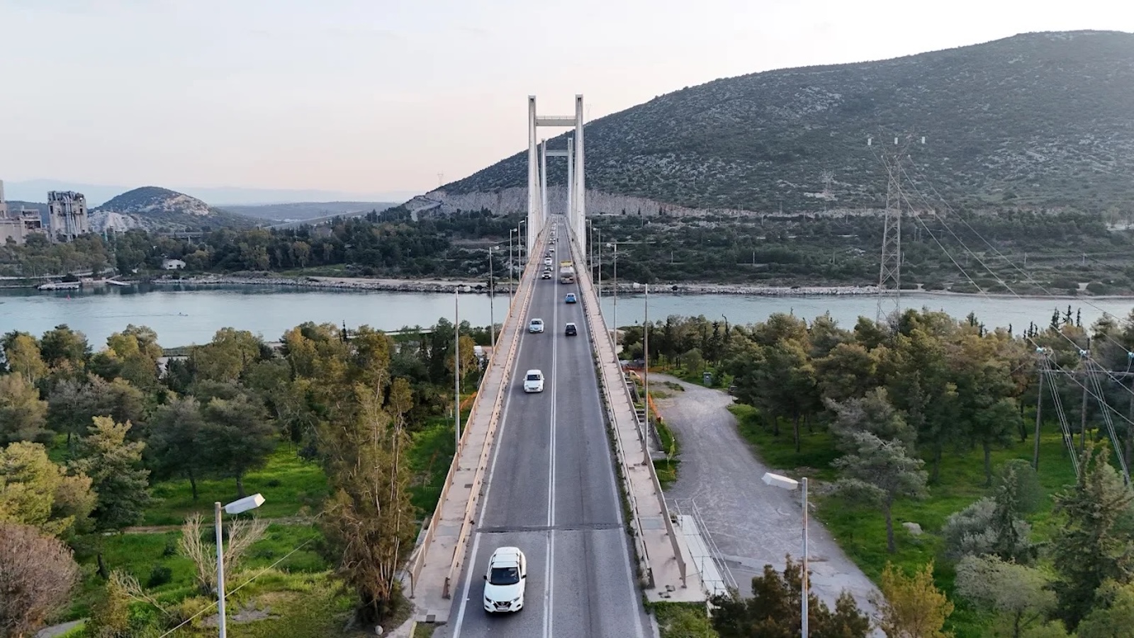 Προς αποφυγή της κυκλοφοριακής συμφόρησης, οι εργασίες θα εκτελούνται αποκλειστικά κατά τις νυχτερινές ώρες, συγκεκριμένα από τις 23:00 το βράδυ έως τις 06:00 το πρωί. Προς αποφυγή της κυκλοφοριακής συμφόρησης, οι εργασίες θα εκτελούνται αποκλειστικά κατά τις νυχτερινές ώρες, συγκεκριμένα από τις 23:00 το βράδυ έως τις 06:00 το πρωί.