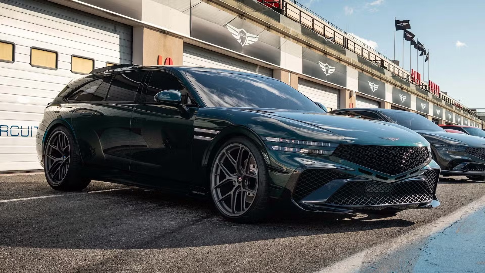 Το Genesis G90 Wingback είναι ένα γρήγορο wagon που μπορεί να μπει στην παραγωγή 