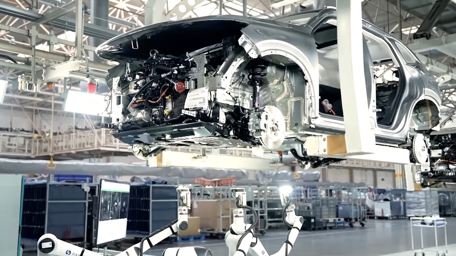 Το ευρωπαϊκό εργοστάσιο θα παράγει αυτοκίνητα κάθε τύπου, από θερμικά μέχρι υβριδικά και αμιγώς ηλεκτρικά, καλύπτοντας όλες τις ανάγκες της ευρωπαϊκής αγοράς.
