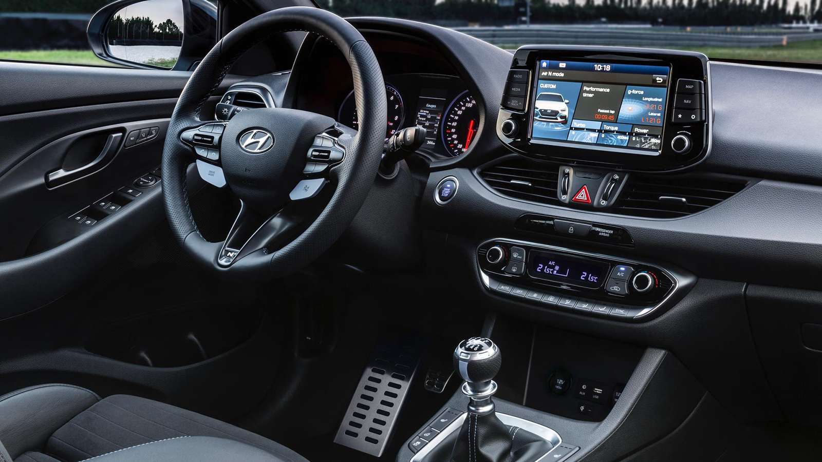 Hyundai: «Κανείς δεν θέλει πια χειροκίνητα κιβώτια ταχυτήτων» Hyundai: «Κανείς δεν θέλει πια χειροκίνητα κιβώτια ταχυτήτων»