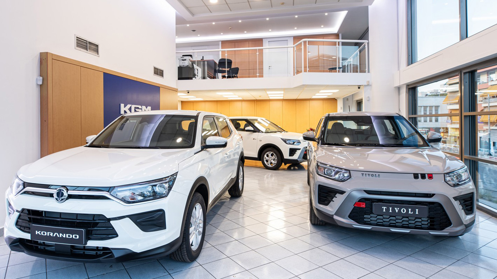 Εκπτώσεις άνω των 4.000 ευρώ στην KGM - Οι νέες τιμές των Tivoli, Korando, Torres και Musso. Εκπτώσεις άνω των 4.000 ευρώ στην KGM - Οι νέες τιμές των Tivoli, Korando, Torres και Musso.