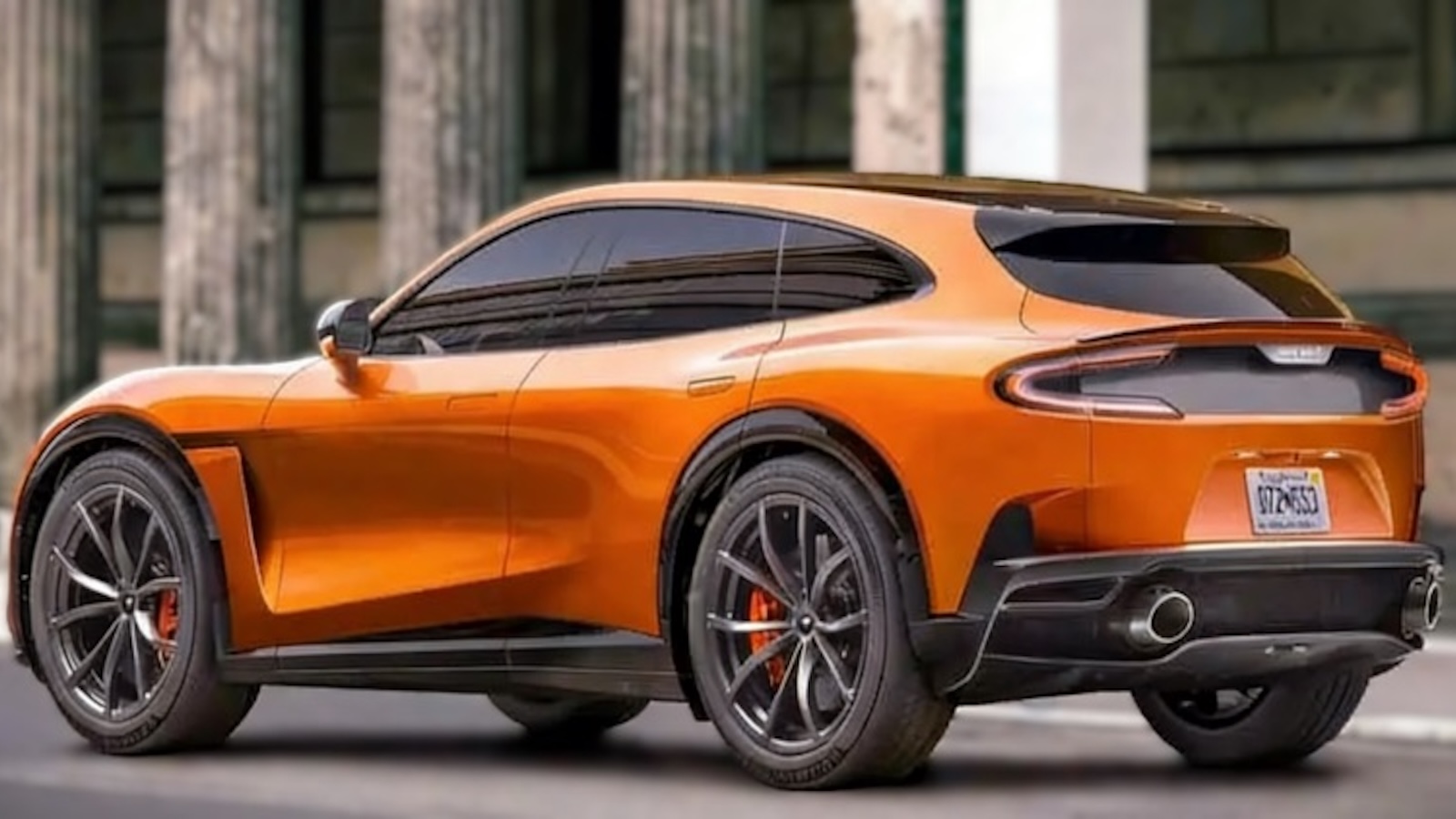 Η McLaren μπαίνει για πρώτη φορά στην κατηγορία των SUV, αλλά δεν χάνει το σπορ DNA της. Η McLaren μπαίνει για πρώτη φορά στην κατηγορία των SUV, αλλά δεν χάνει το σπορ DNA της.