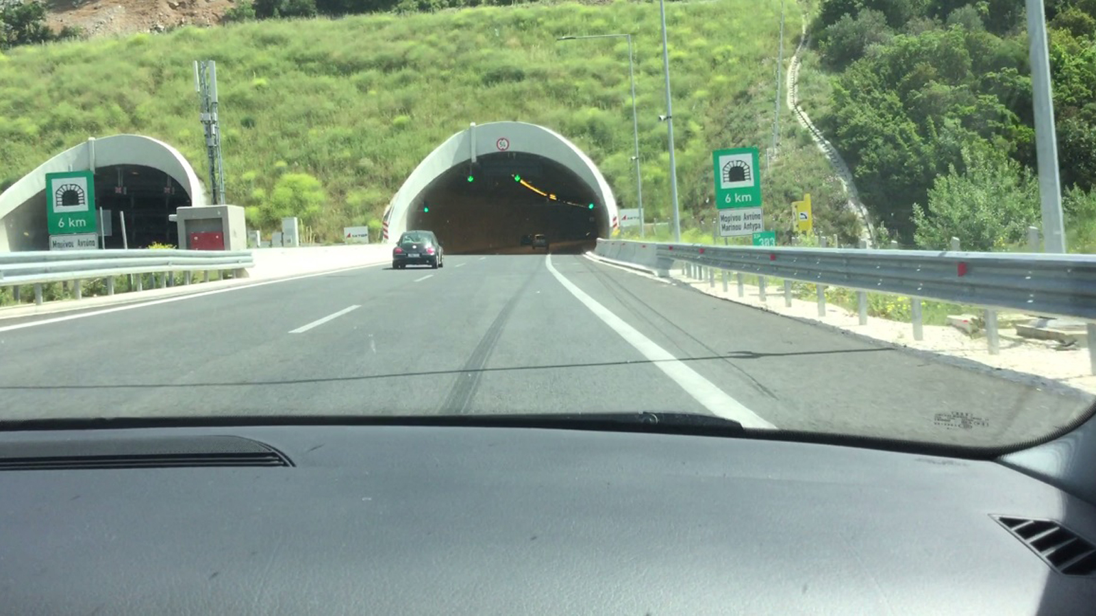 Οι σήραγγες T2 των Τεμπών ονομάζονται Μαρίνου Αντύπα-Sergio Siani. Οι σήραγγες T2 των Τεμπών ονομάζονται Μαρίνου Αντύπα-Sergio Siani.