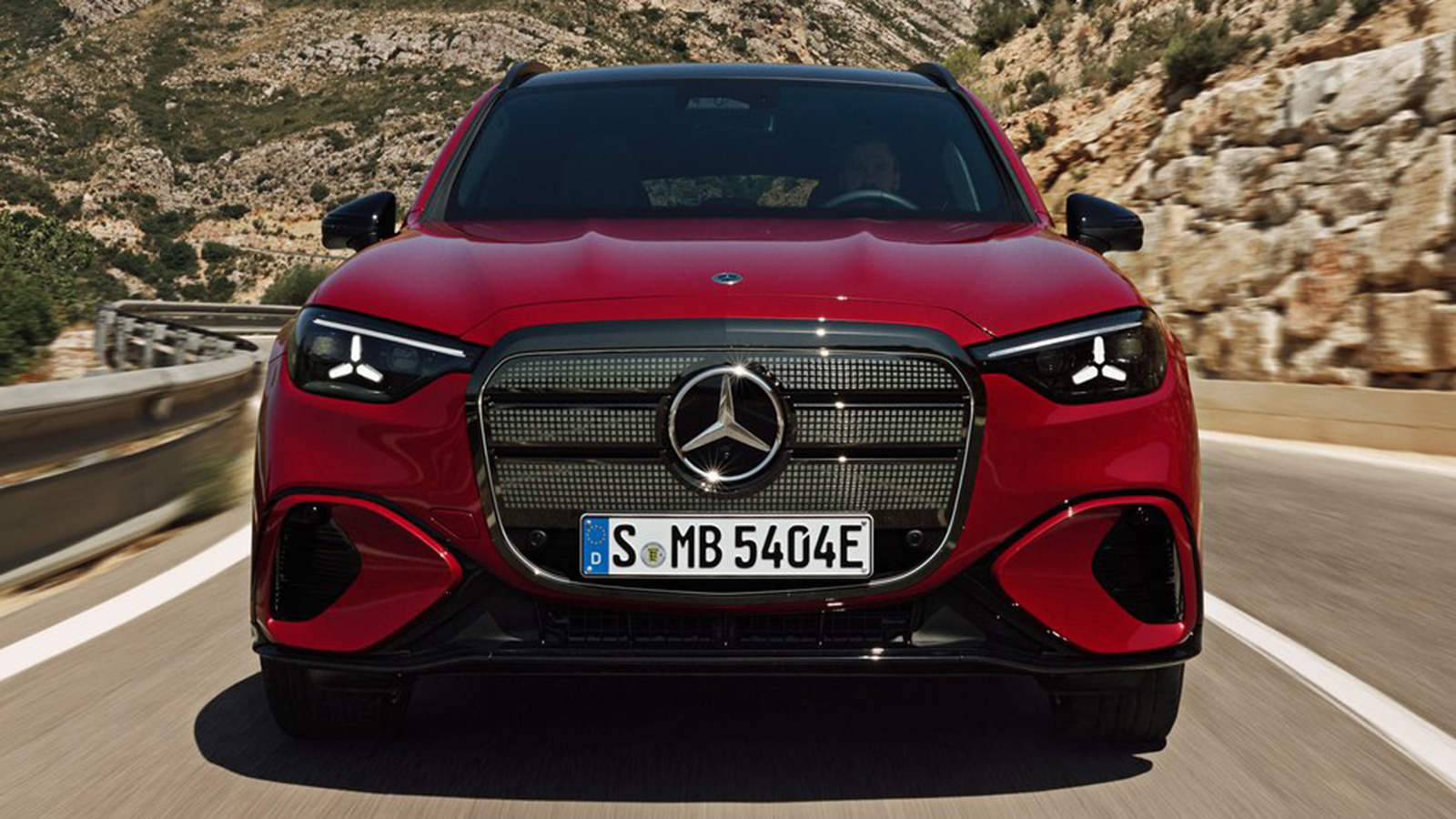 Η νέα Mercedes-AMG GLC θα έχει πάνω από 900 ίππους Η νέα Mercedes-AMG GLC θα έχει πάνω από 900 ίππους