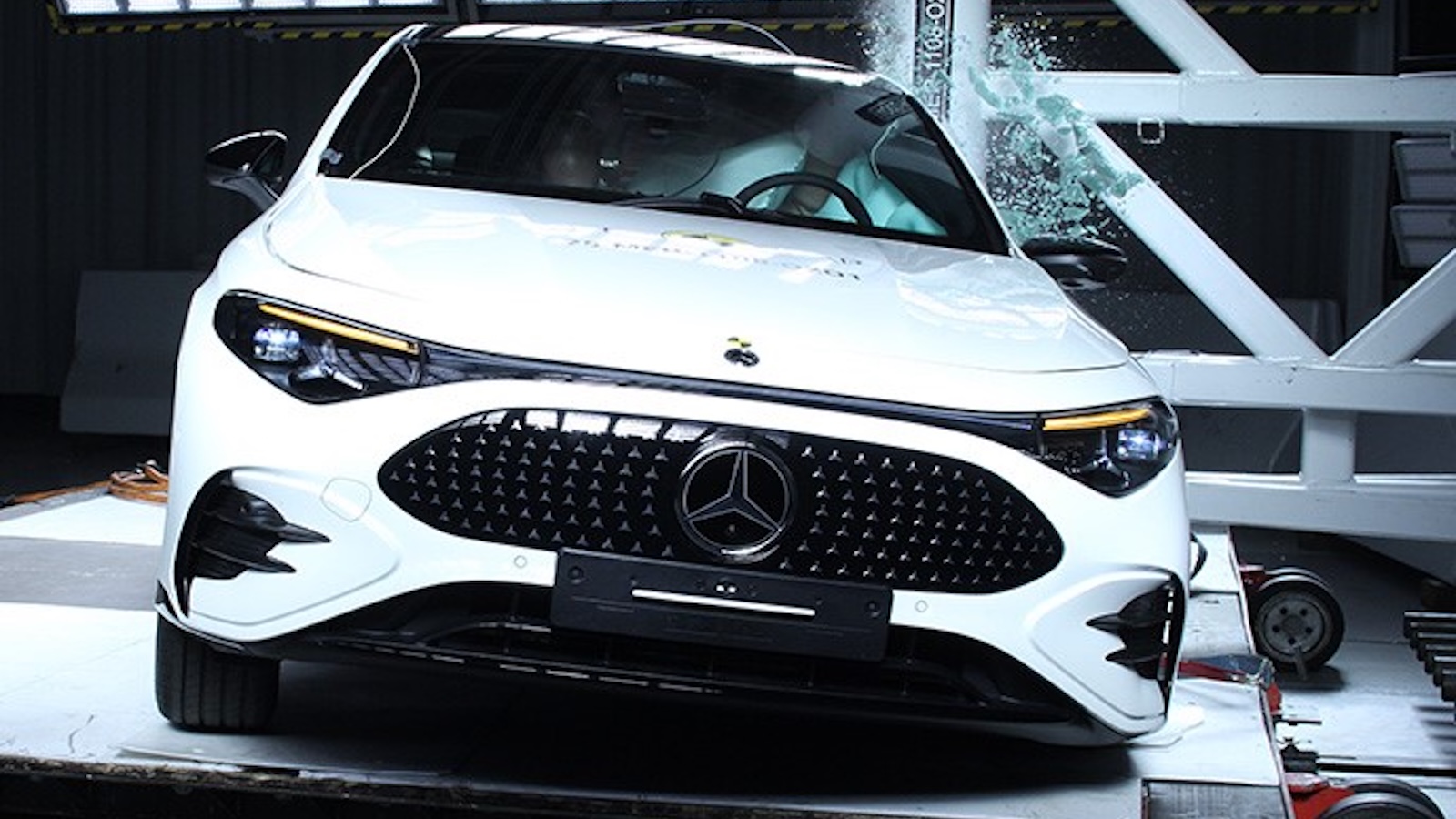 Η νέα Mercedes-Benz CLA αναδείχθηκε ως το συνολικά ασφαλέστερο αυτοκίνητο που δοκιμάστηκε το 2025. Η νέα Mercedes-Benz CLA αναδείχθηκε ως το συνολικά ασφαλέστερο αυτοκίνητο που δοκιμάστηκε το 2025.