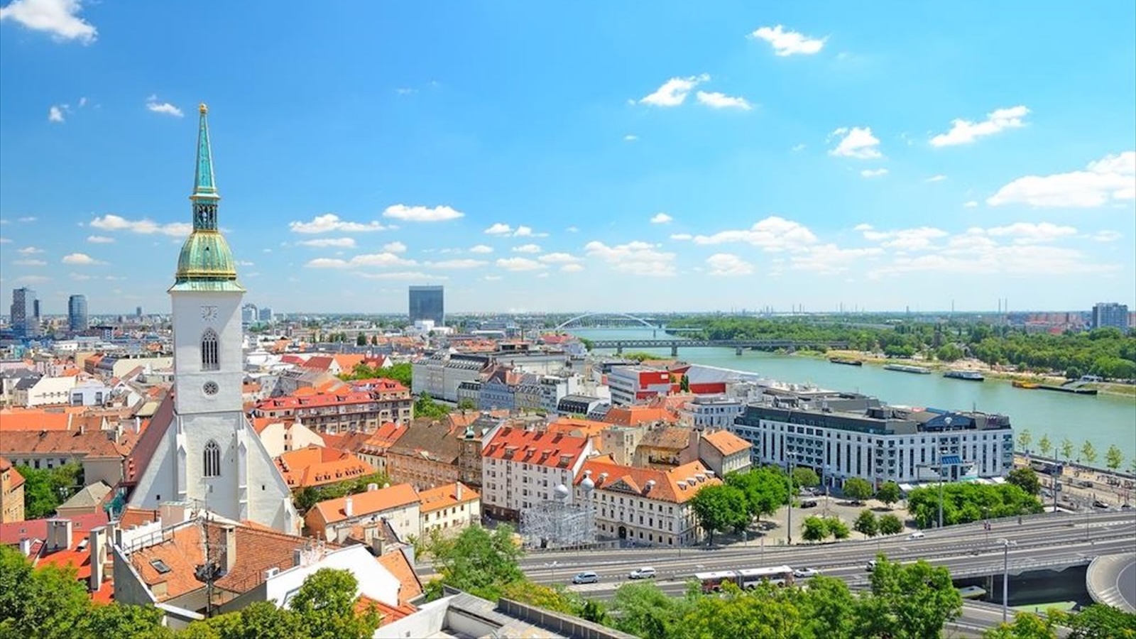 Σλοβακία: Είναι η 1η χώρα στην Ε.Ε. που βάζει όριο ταχύτητας στα πεζοδρόμια 