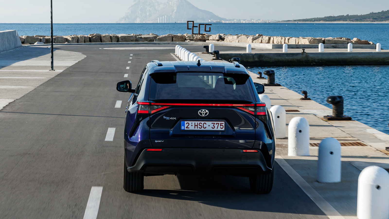 Οδηγούμε το νέο Toyota bZ4X στην Ισπανία | autotriti.gr