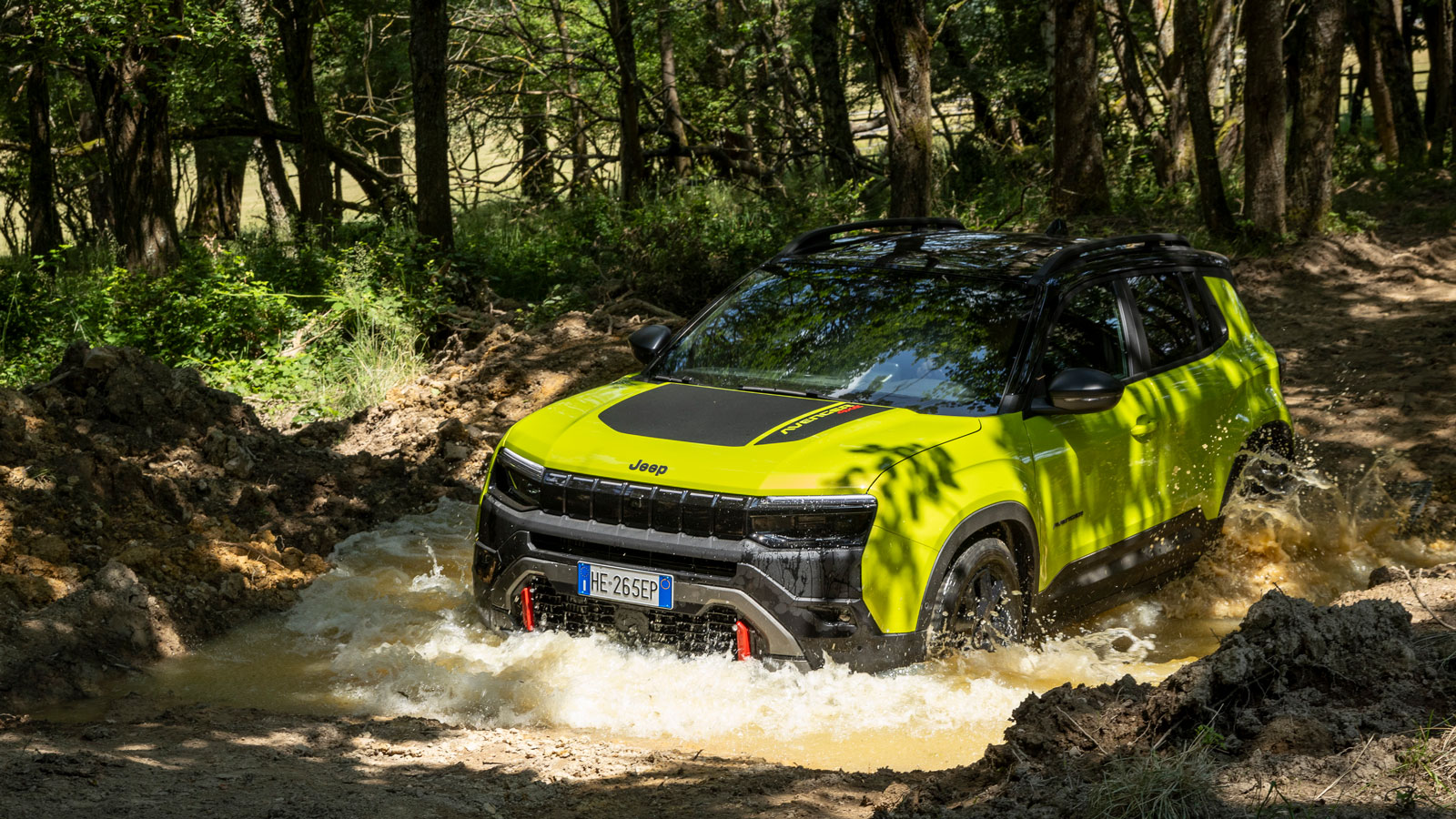 Αποστολή στη Γερμανία - Οδηγούμε σε δρόμο & off-road το ανανεωμένο Jeep Avenger Αποστολή στη Γερμανία - Οδηγούμε σε δρόμο & off-road το ανανεωμένο Jeep Avenger