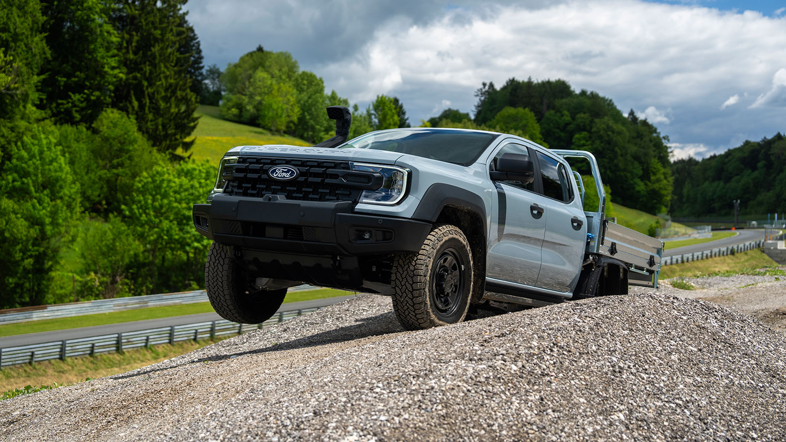 Ford Ranger Super Duty: Το βαρύ πυροβολικό των Pick-Up που δε μασάει!