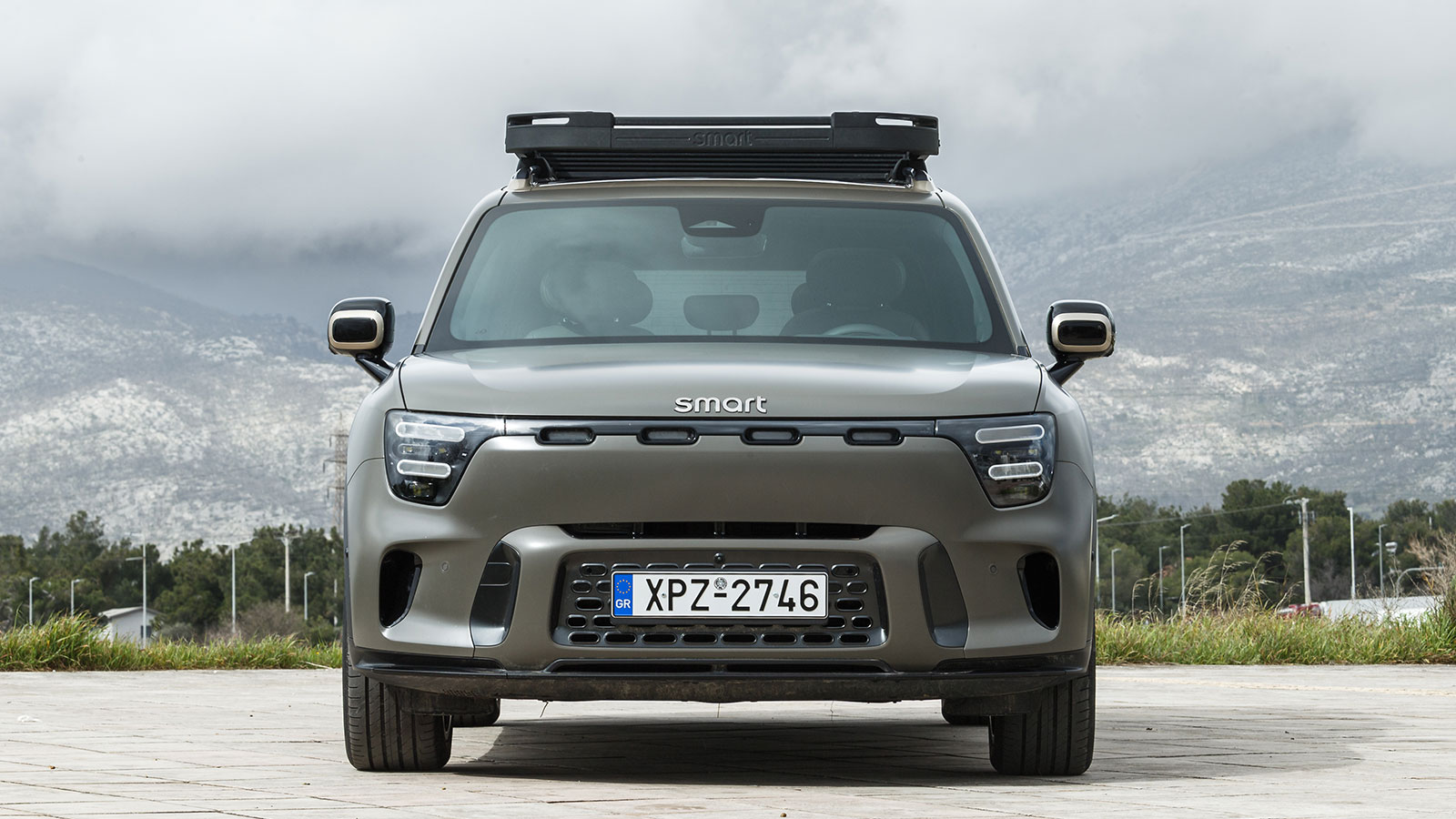 Σχεδίαση: Επιβλητικό και με off-road χαρακτήρα