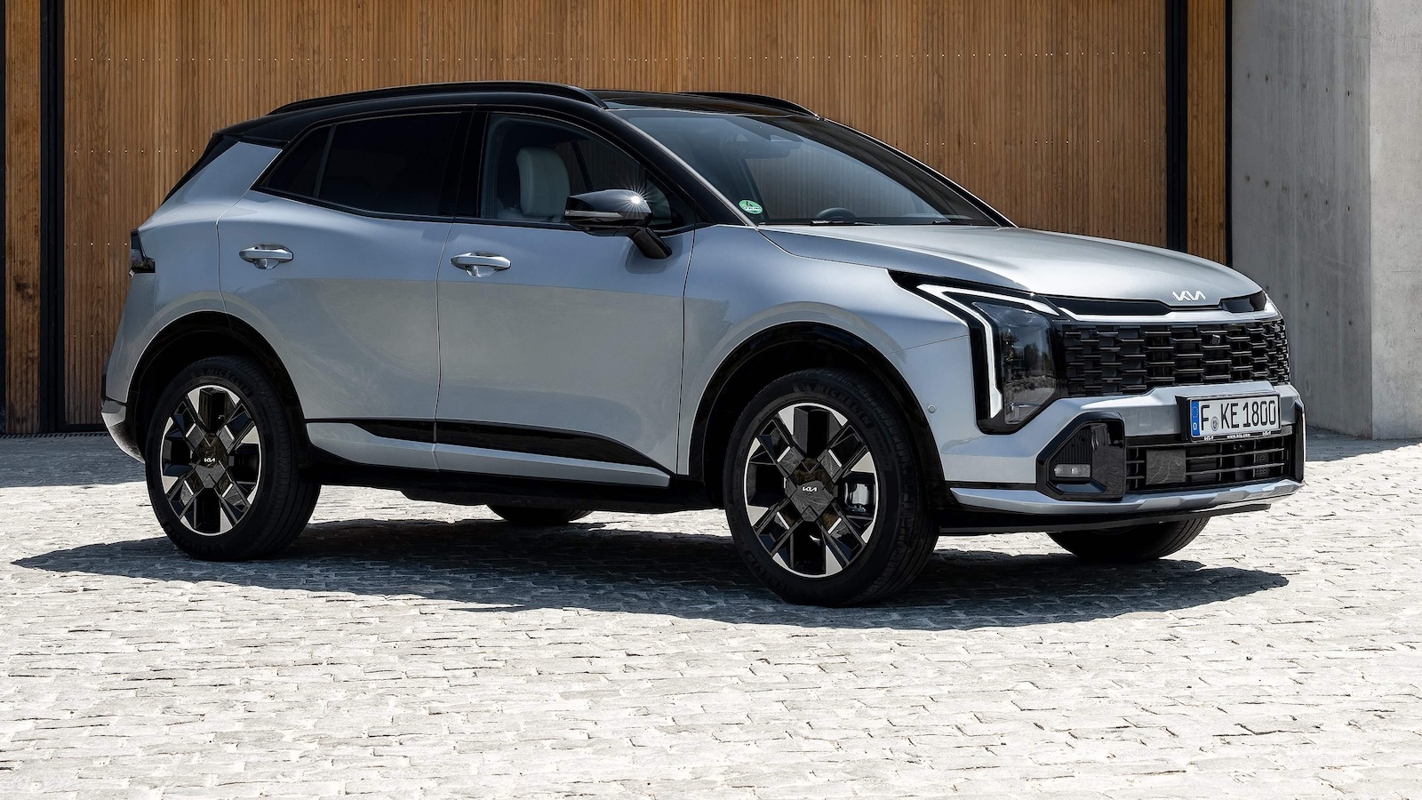 Νέο Kia Sportage: Στην Ελλάδα με τιμές από 30.990 ευρώ 