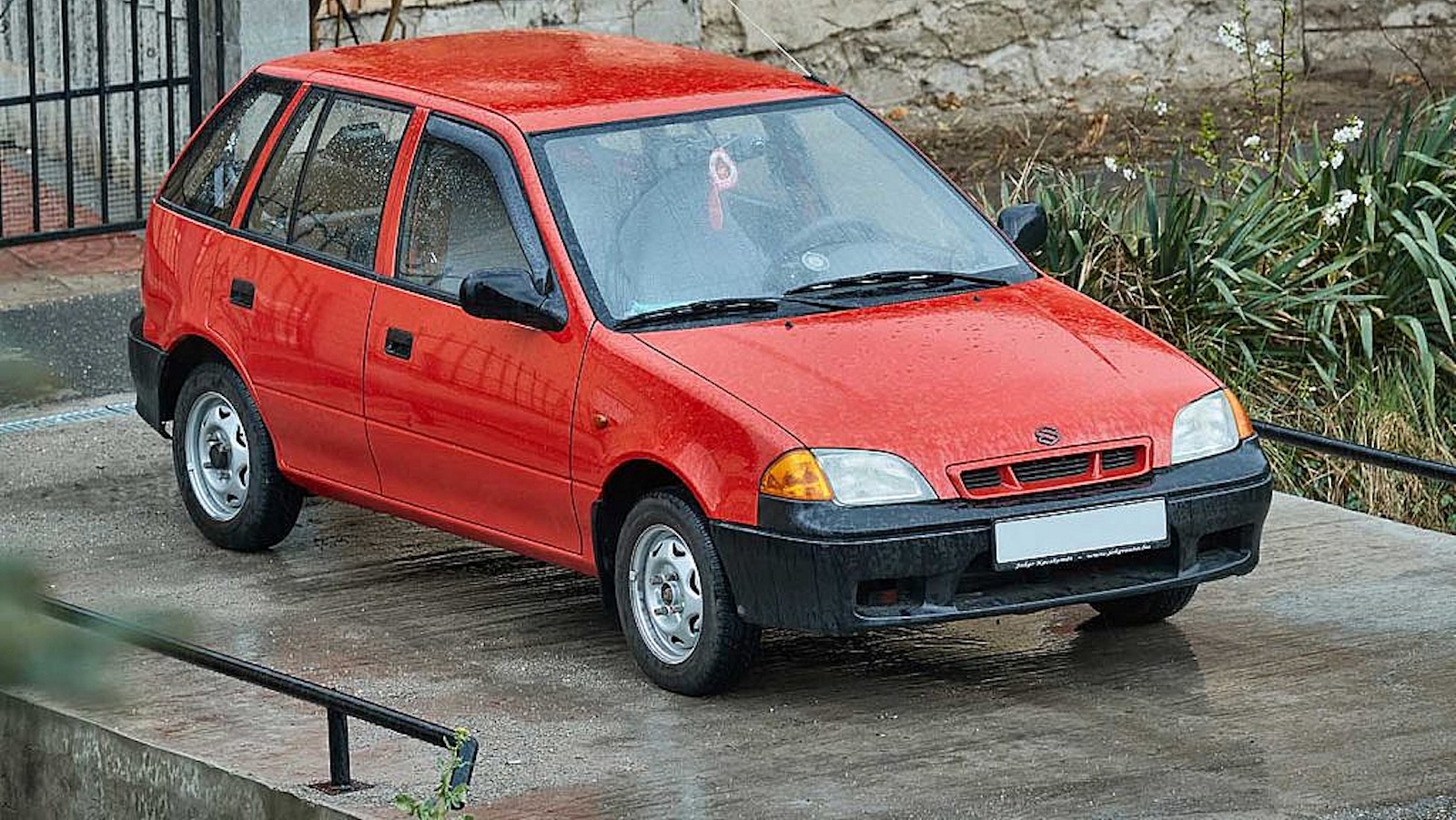 Suzuki Swift: 10 εκατ. πωλήσεις – Γιατί δεν μετράνε τα μοντέλα των '90s; Suzuki Swift: 10 εκατ. πωλήσεις – Γιατί δεν μετράνε τα μοντέλα των '90s;
