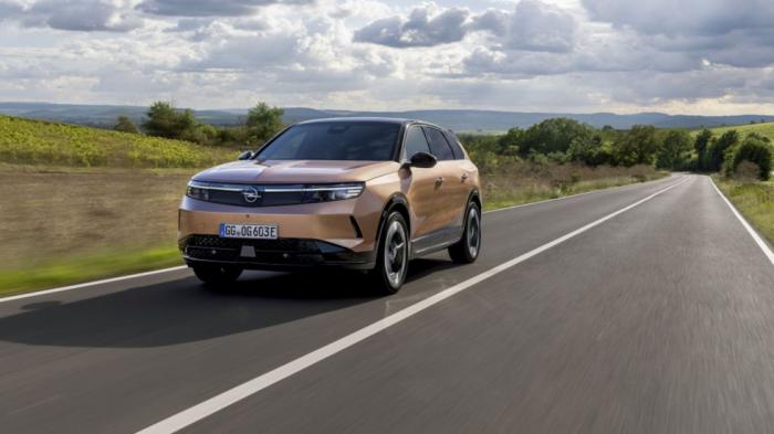 Opel Grandland Electric Long Range:   &   694 . 
