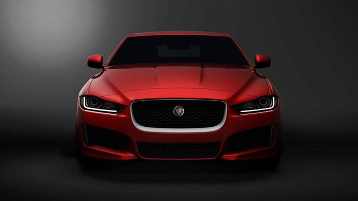 Η Jaguar επιβεβαίωσε πως ετοιμάζεται το νέο sedan μοντέλο της, το XE, ενώ από την teaser εικόνα βλέπουμε ότι θα διαθέτει φώτα ημέρας LED και μια μεγάλη μάσκα με σπορτίφ σπόιλερ μπροστά.