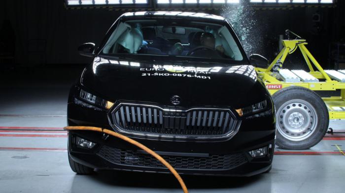 Στα θετικά της Skoda Fabia, η παρουσία υποδοχής παιδικού καθίσματος ISOFIX και στην πλευρά του συνοδηγού.