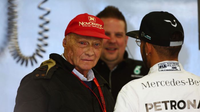 Ο Niki Lauda έπαιξε κομβικό ρόλο στη μεταγραφή του Lewis Hamilton στη Mercedes.