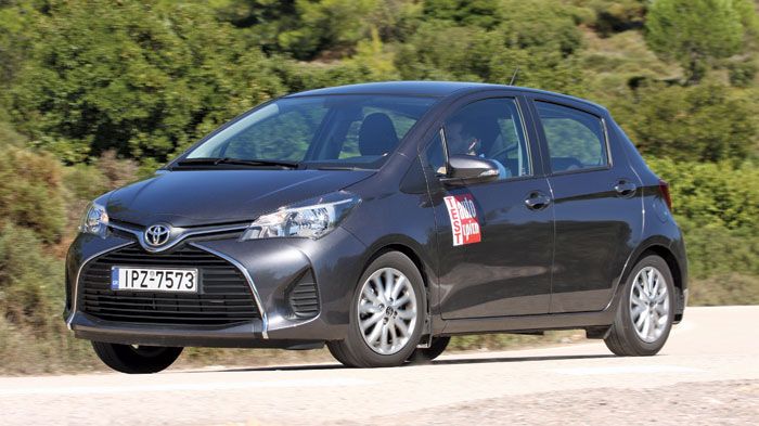 Οδηγώντας το Yaris ξεχνάς πως βρίσκεσαι σε μικρό αυτοκίνητο. Οδηγώντας το Yaris ξεχνάς πως βρίσκεσαι σε μικρό αυτοκίνητο.