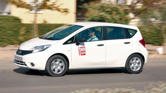 Το Nissan Note 1,5 dCi είναι το φθηνότερο των τριών, κοστίζοντας 14.690 ευρώ με ένα καλό επίπεδο εξοπλισμού.