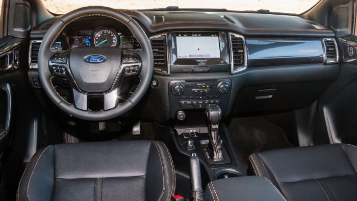 Εντυπωσιακό σε σχεδίαση, ποιότητα κατασκευής και άκρως σύγχρονο είναι το εσωτερικό του Ford Ranger Wildtrak.
