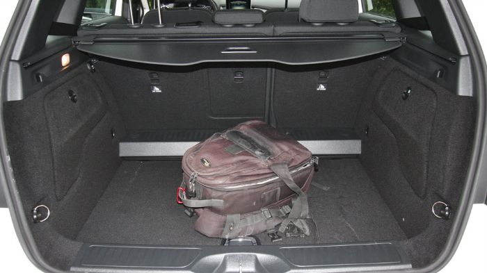 Το πορτ-μπαγκάζ είναι πλήρως εκμεταλλεύσιμο, με χαμηλό κατώφλι και 488 λτ. χωρητικότητας.