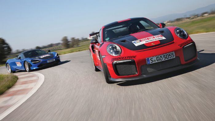 Η Porsche 911 GT2 RS είναι ένα αγωνιστικό που απλά έτυχε να βγάλει πινακίδες κυκλοφορίας…	