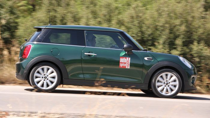 Το Mini One είναι σφχτό όσο πρέπει για καθημερινή χρήση και ευχάριστο όταν το πιέσεις. Το Mini One είναι σφχτό όσο πρέπει για καθημερινή χρήση και ευχάριστο όταν το πιέσεις.