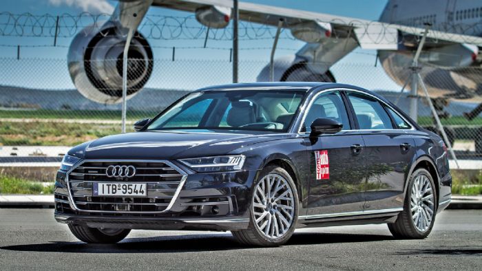 Το νέο Audi A8 χρησιμοποιεί ηλεκτρικό κύκλωμα 48V και το οποίο δίνει τη δυνατότητα για χρήση ήπιας υβριδικής τεχνολογίας. Το νέο Audi A8 χρησιμοποιεί ηλεκτρικό κύκλωμα 48V και το οποίο δίνει τη δυνατότητα για χρήση ήπιας υβριδικής τεχνολογίας.