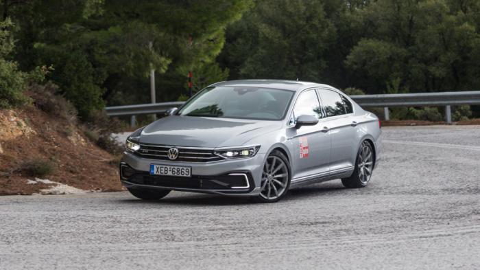 Δοκιμή: VW Passat GTE | Plug-in με 218 PS που «καίει» σαν Polo & «πάει» σαν GTI 