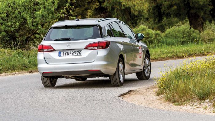 Υψηλού επιπέδου ποιότητα κύλισης και ασφαλή οδική συμπεριφορά, προσφέρει και αυτή η έκδοση του Opel Astra.