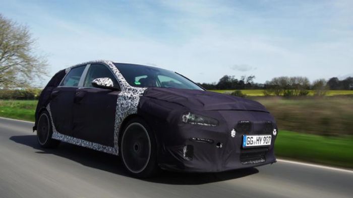 Για την ανάπτυξη του τμήματος επιδόσεων η Hyundai πήρε τον Albert Biermann ο οποίος δούλευε στο τμήμα M της BMW. Για την ανάπτυξη του τμήματος επιδόσεων η Hyundai πήρε τον Albert Biermann ο οποίος δούλευε στο τμήμα M της BMW.