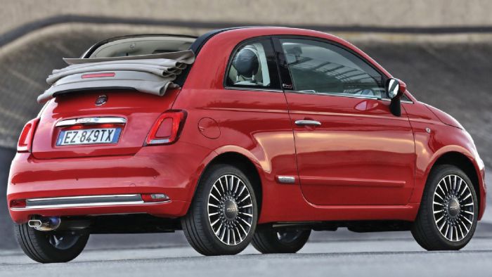 Το κάμπριο Fiat 500 C είναι ένα από τα πιο ξεχωριστά αυτοκίνητα που κυκλοφορούν στο δρόμο και το πιο ξεχωριστό αυτής της κατηγορίας.